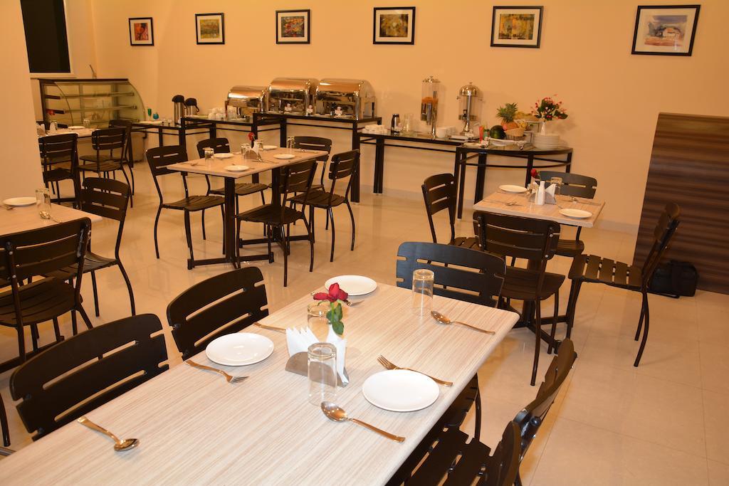 Boshan Hotels Mapusa Exteriér fotografie