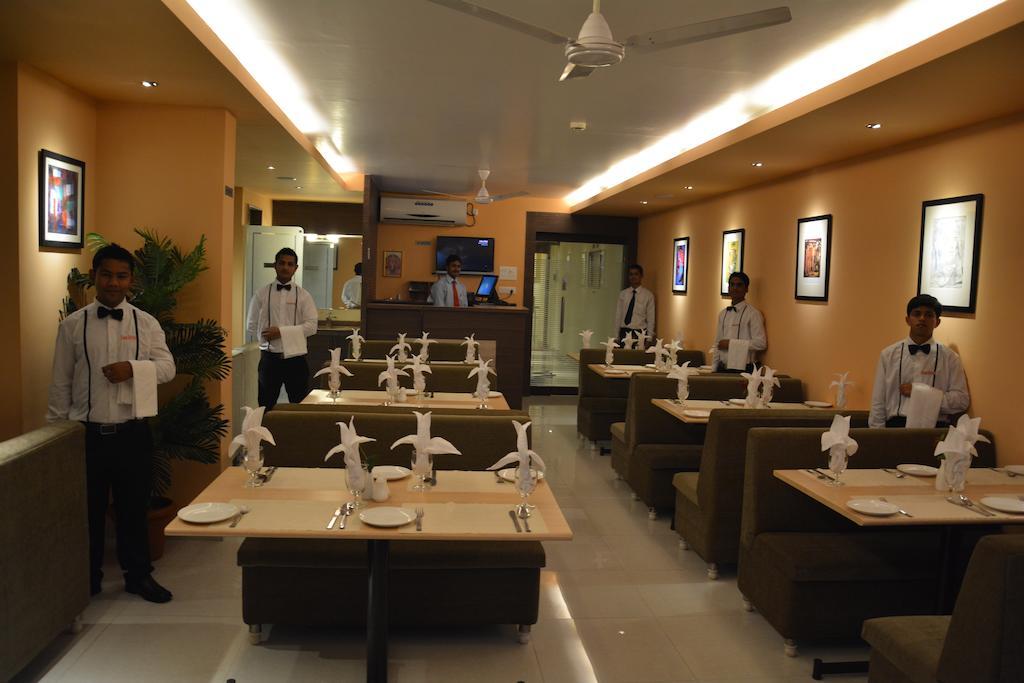 Boshan Hotels Mapusa Exteriér fotografie